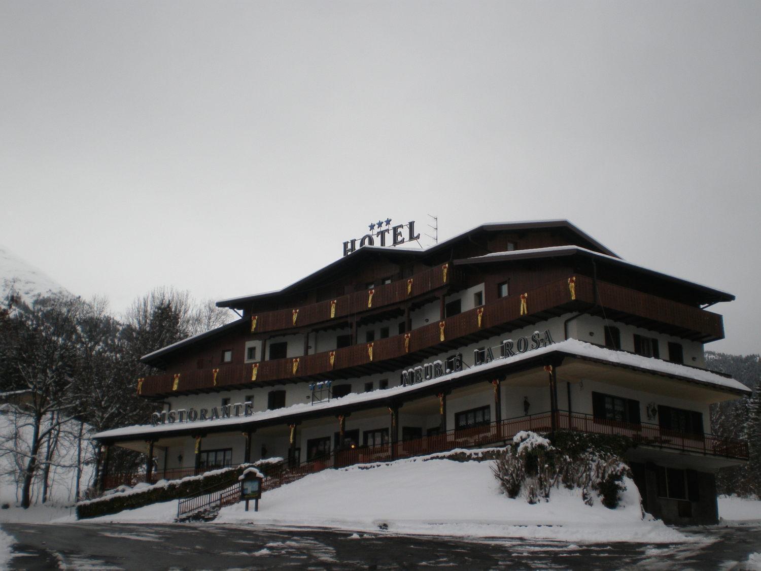 Hotel Residence La Rosa Castione della Presolana Bagian luar foto